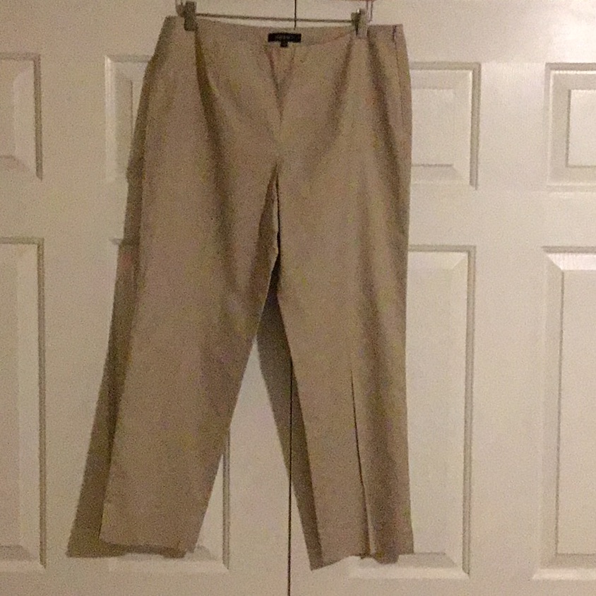 Lafayette 148 Light Tan Capris